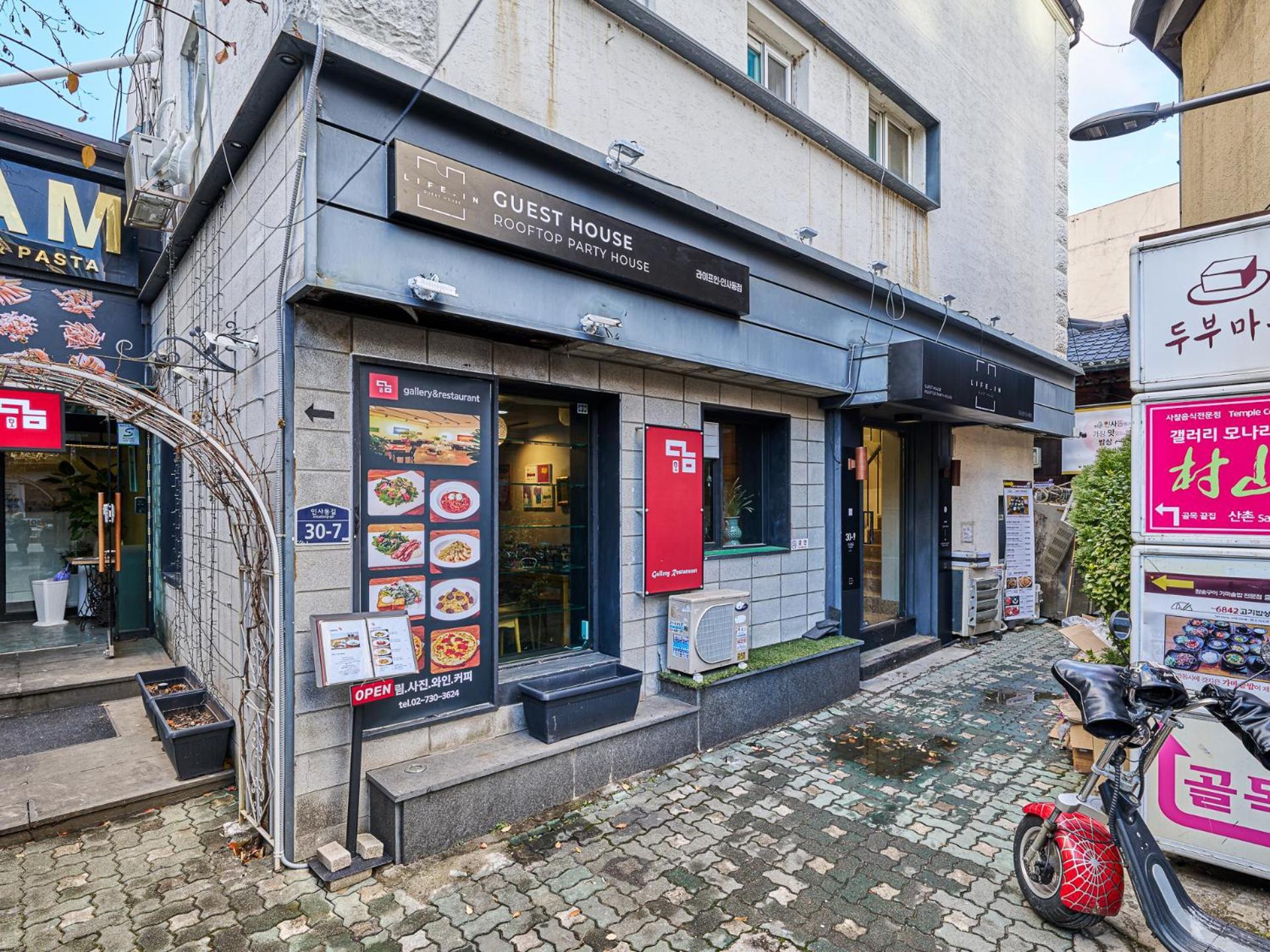 Hostel Life In Insa Seoul Exterior foto